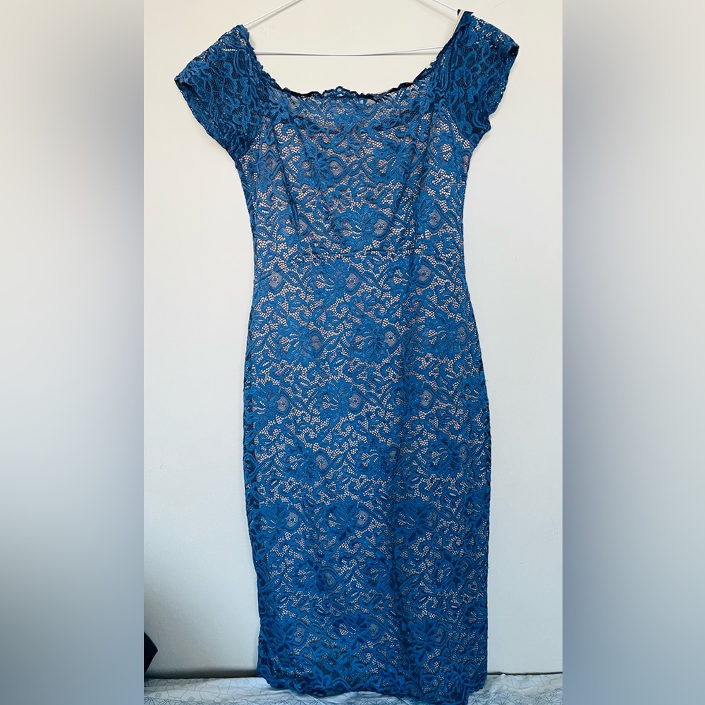 Lace dress